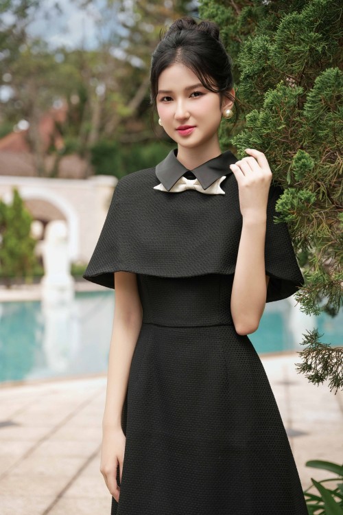 Sixdo Black Tweed Flared Dress With Bowtie